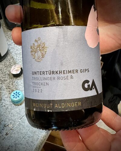 Ein Trollinger Rose.